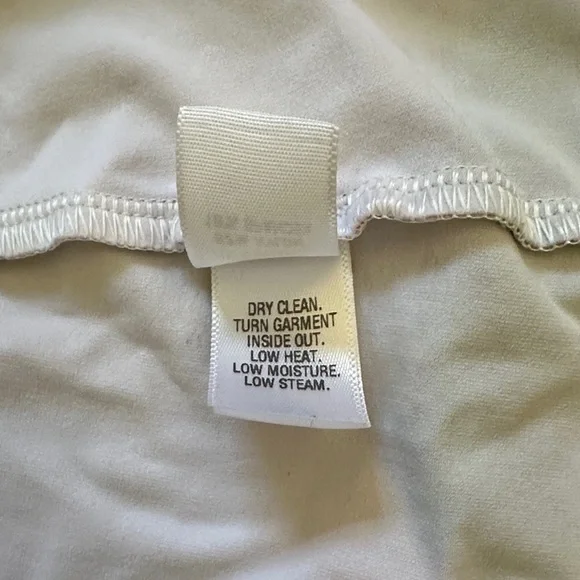 ST. JOHN Pink Floral Print Jersey Women’s Medium 3/4 Sleeve Blouse - Picture 9 of 9